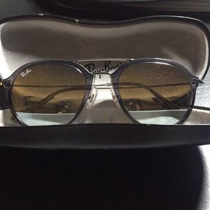 Ray ban sunglasses 4253 unisex